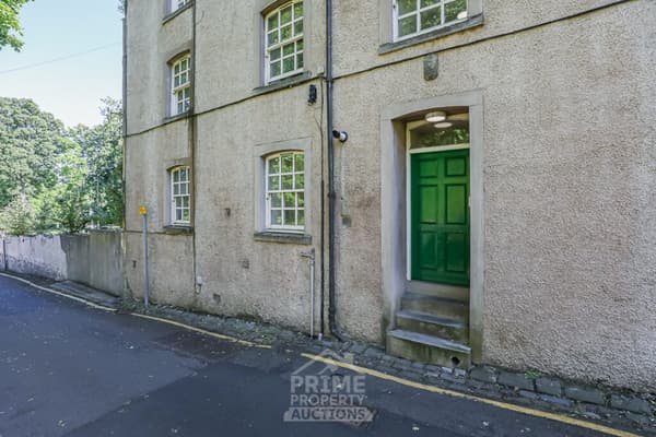 Preview of property Flat 1 Eastbridge Mews, Castlehill Place, Cupar, KY15 4HP