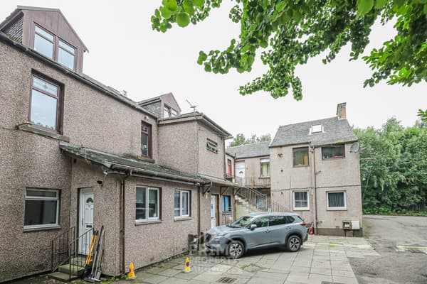 Preview of property 9B Holytown Road, Bellshill, ML4 1ED
