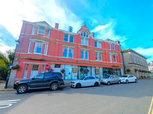 Preview of property Flat 7 2 Market Place, St. Columb, TR9 6AN